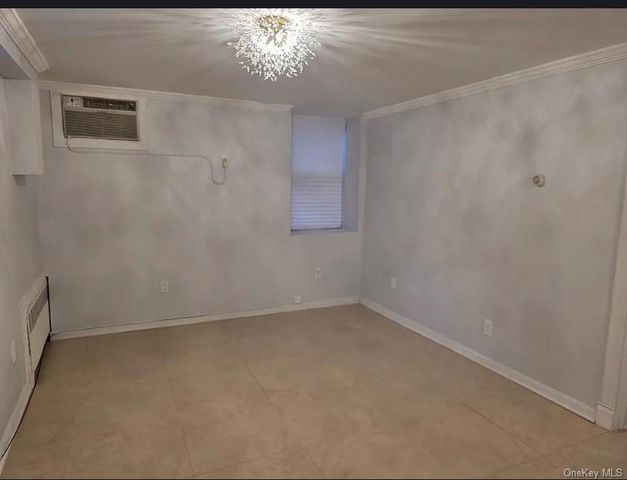 2 Hill Park Avenue 1A, Great Neck, NY 11021