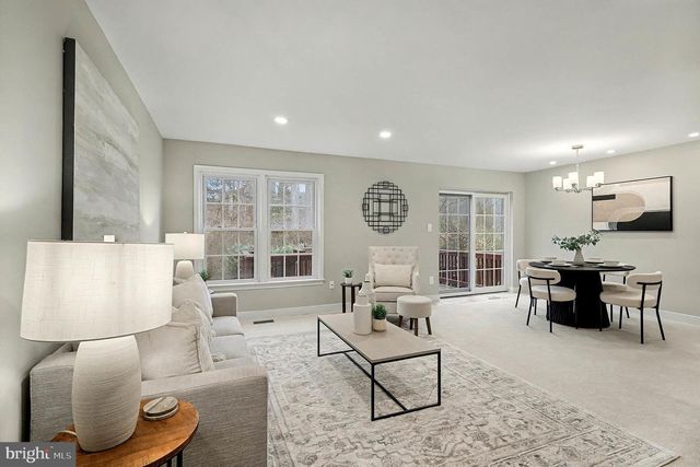 10307 EMERALD ROCK DR, Oakton, VA 22124