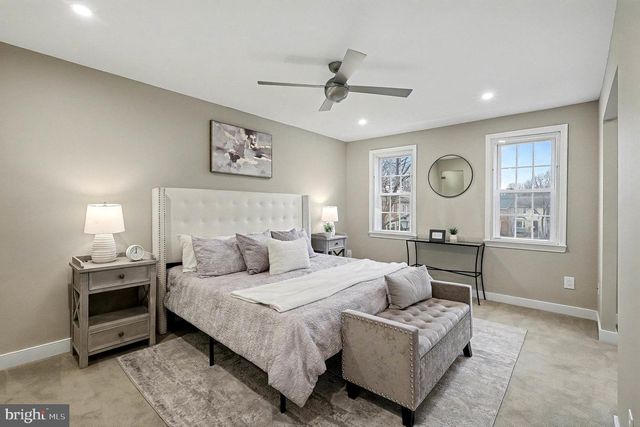 10307 EMERALD ROCK DR, Oakton, VA 22124