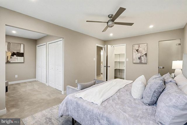 10307 EMERALD ROCK DR, Oakton, VA 22124