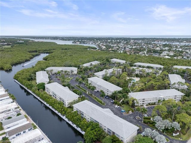 3021 Sandpiper Bay CIR E106, Naples, FL 34112