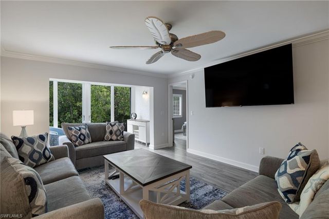 3021 Sandpiper Bay CIR E106, Naples, FL 34112