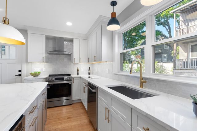 19 Farrington Street 1, Arlington, MA 02474