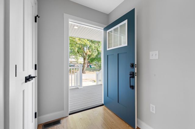 19 Farrington Street 1, Arlington, MA 02474