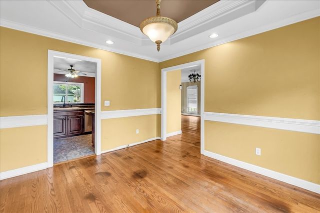 122 Point Dr, Tullahoma, TN 37388