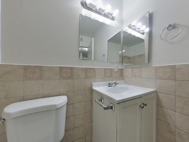 1626 W Pepper Place, Mesa, AZ 85201