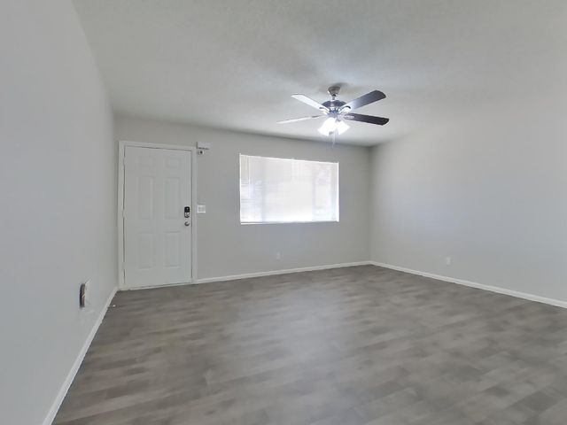1626 W Pepper Place, Mesa, AZ 85201