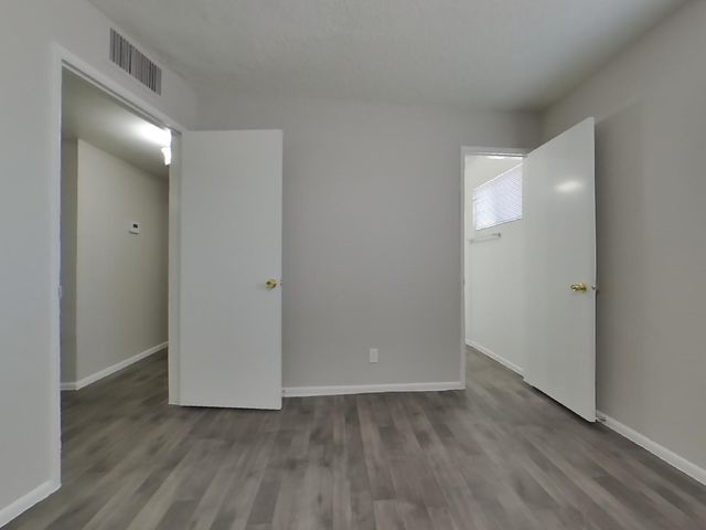 1626 W Pepper Place, Mesa, AZ 85201