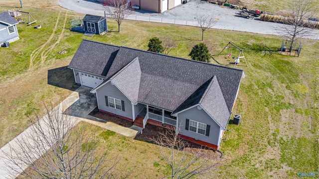 63 Graben Drive, Fyffe, AL 35971
