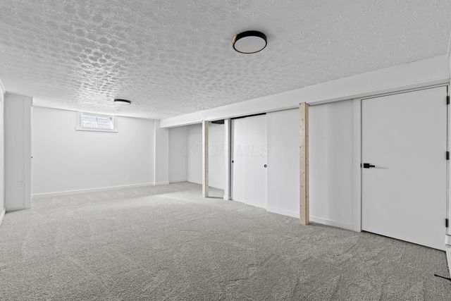 2145 Jeffey Drive, Hilliard, OH 43026