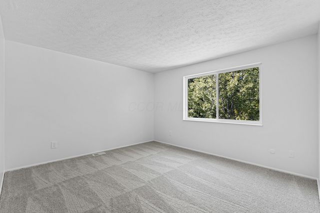 2145 Jeffey Drive, Hilliard, OH 43026