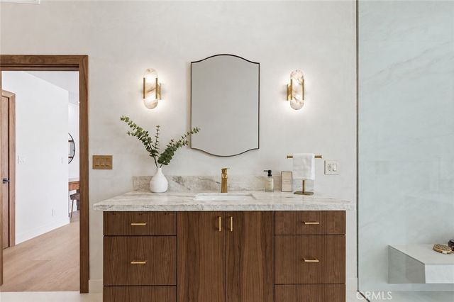 23925 Crosson Drive, Woodland Hills, CA 91367