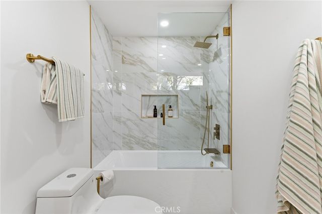 23925 Crosson Drive, Woodland Hills, CA 91367