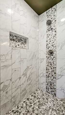 11 Henderson Rd, Ardmore, TN 38449