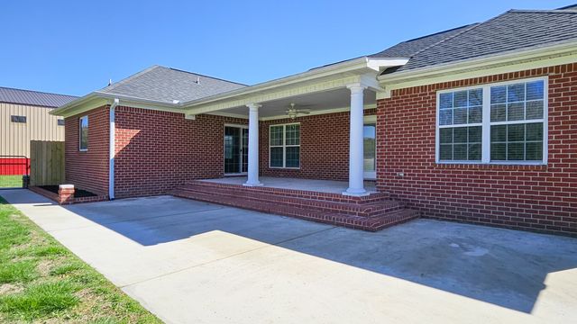 11 Henderson Rd, Ardmore, TN 38449