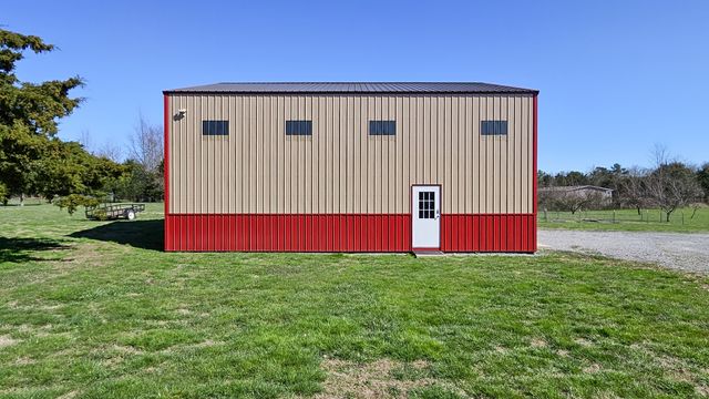 11 Henderson Rd, Ardmore, TN 38449