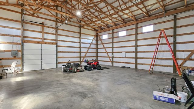 11 Henderson Rd, Ardmore, TN 38449