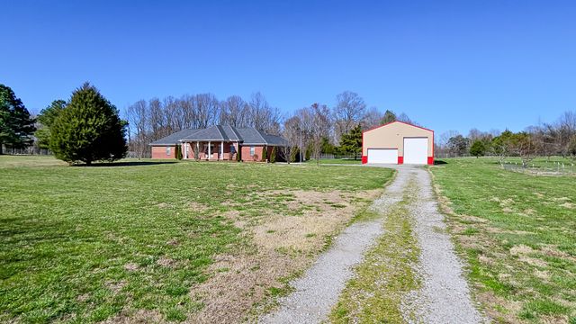 11 Henderson Rd, Ardmore, TN 38449