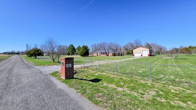 11 Henderson Rd, Ardmore, TN 38449