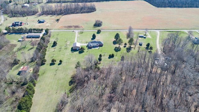 11 Henderson Rd, Ardmore, TN 38449