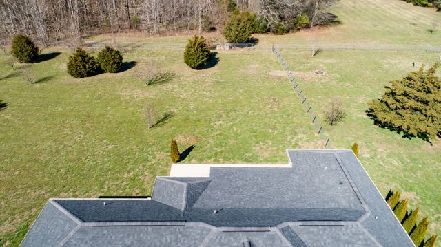 11 Henderson Rd, Ardmore, TN 38449