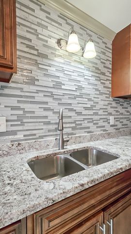 11 Henderson Rd, Ardmore, TN 38449