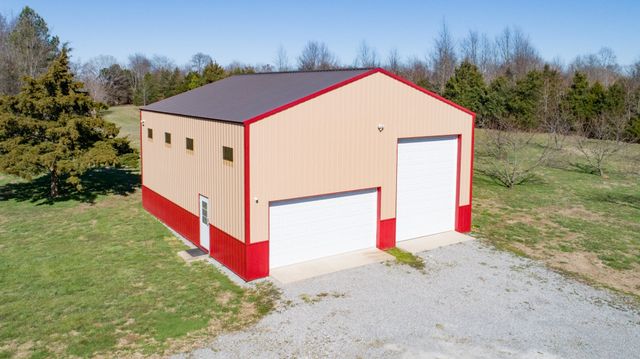 11 Henderson Rd, Ardmore, TN 38449