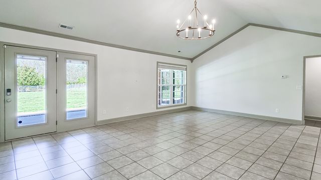 11 Henderson Rd, Ardmore, TN 38449