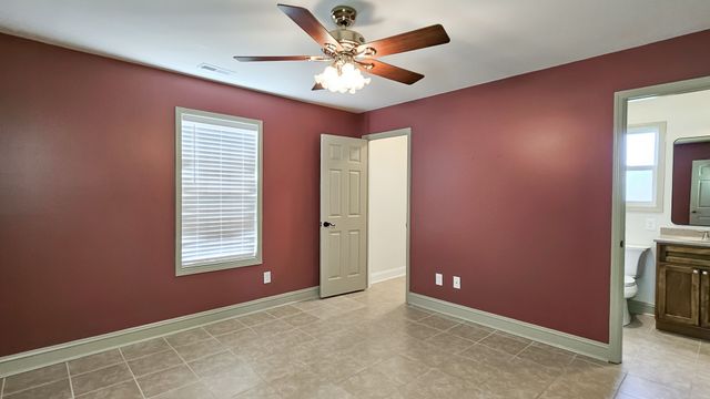 11 Henderson Rd, Ardmore, TN 38449