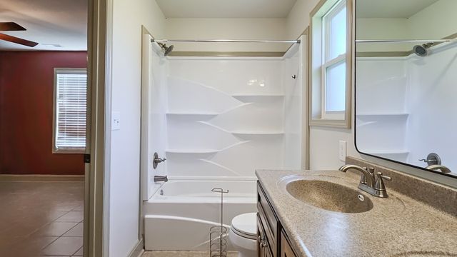 11 Henderson Rd, Ardmore, TN 38449