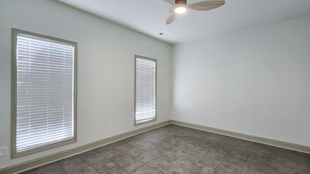 11 Henderson Rd, Ardmore, TN 38449