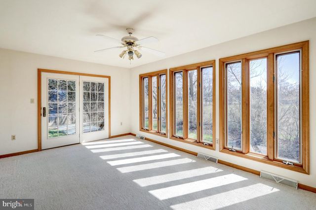 110 CHELSEA LOOP, Lancaster, PA 17602