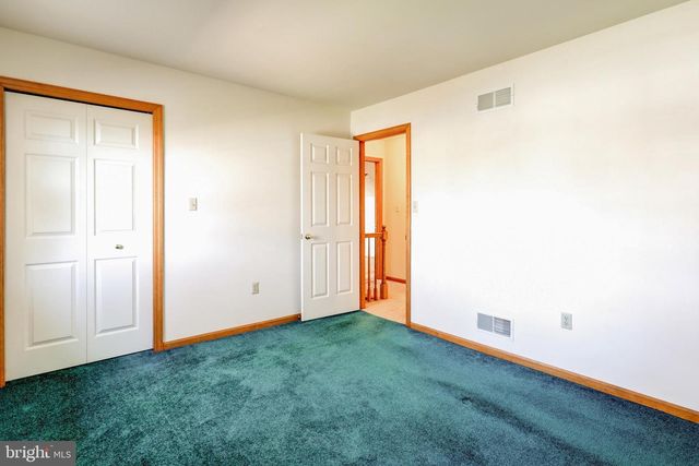 110 CHELSEA LOOP, Lancaster, PA 17602