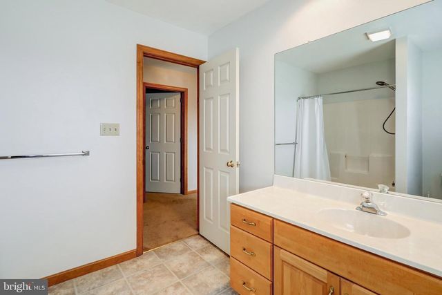 110 CHELSEA LOOP, Lancaster, PA 17602