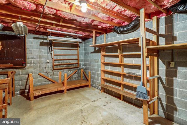 110 CHELSEA LOOP, Lancaster, PA 17602