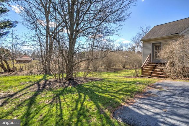 110 CHELSEA LOOP, Lancaster, PA 17602