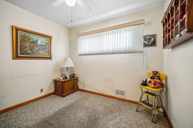 31 Michael Dr, Wayne Twp., NJ 07470