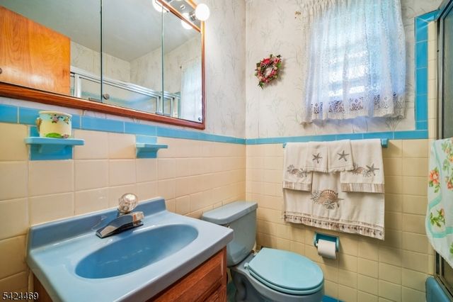 31 Michael Dr, Wayne Twp., NJ 07470