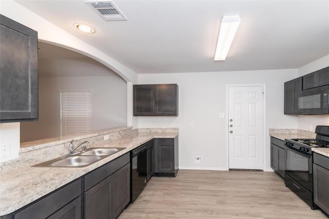 2752 Madison Court, Conroe, TX 77304
