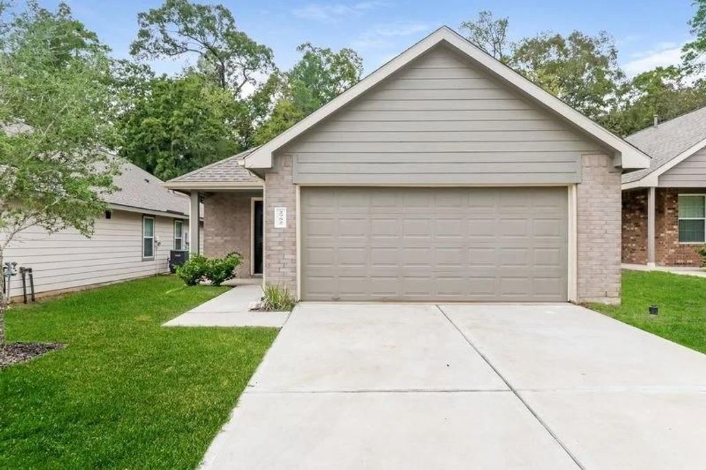 2752 Madison Court, Conroe, TX 77304