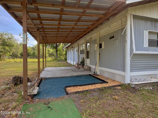 110 PLANTATION Circle, Palatka, FL 32177