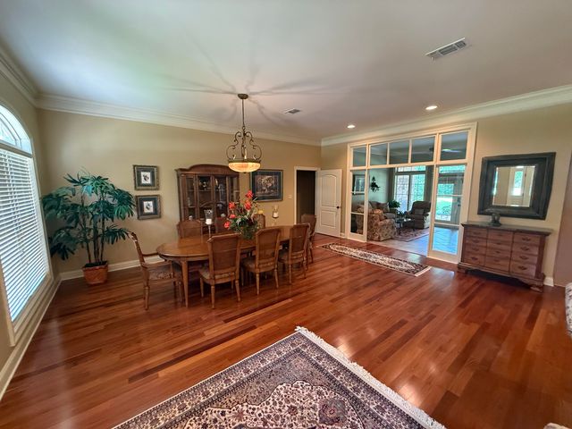 1609 Clearview Cir., Columbia, MS 39429