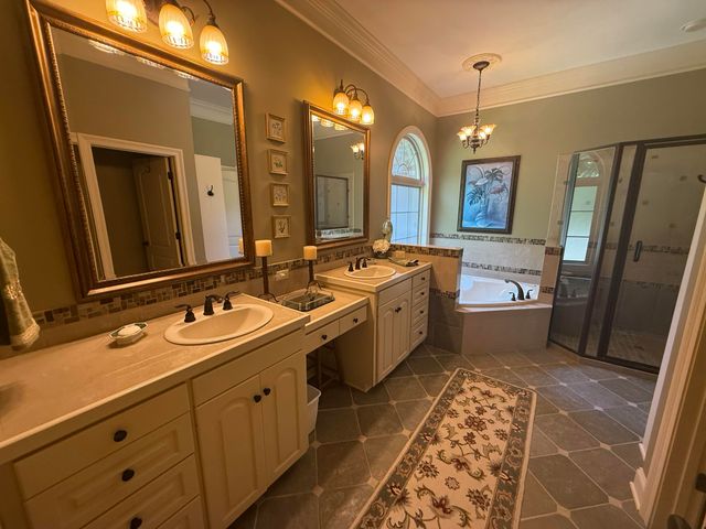 1609 Clearview Cir., Columbia, MS 39429