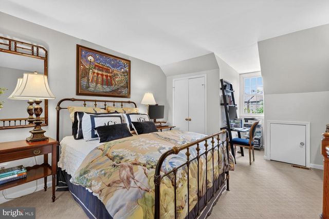 711 W ABINGDON CT, Alexandria, VA 22314