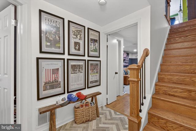 711 W ABINGDON CT, Alexandria, VA 22314
