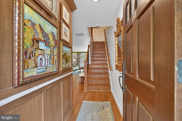 711 W ABINGDON CT, Alexandria, VA 22314