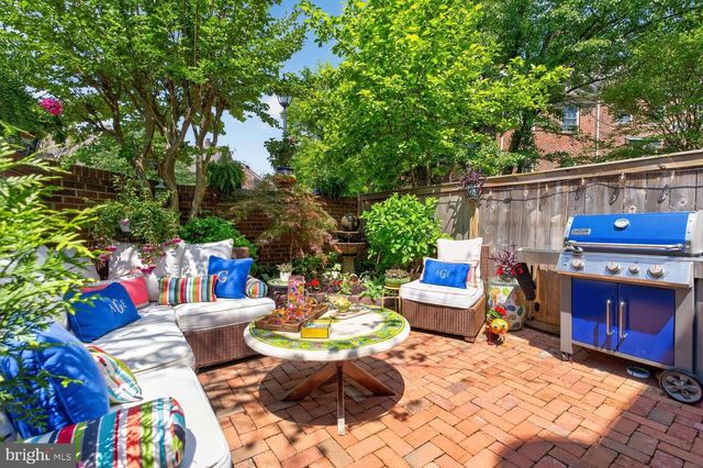 711 W ABINGDON CT, Alexandria, VA 22314