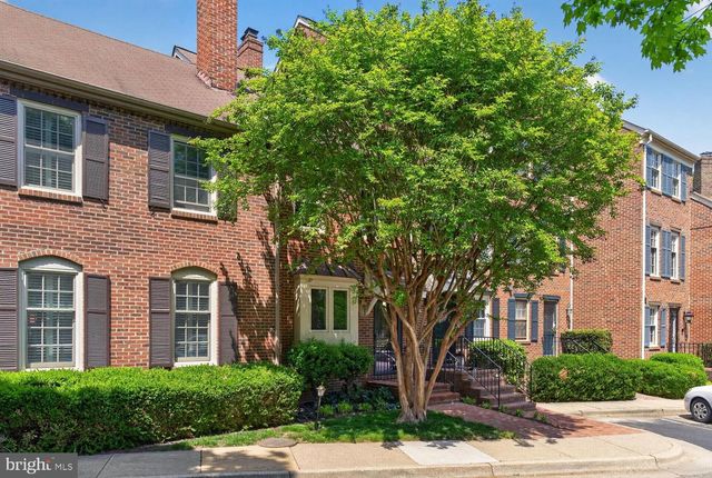711 W ABINGDON CT, Alexandria, VA 22314
