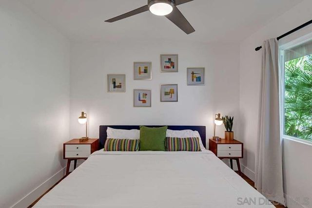 2118 S Gene Autry Trl, Palm Springs, CA 92264