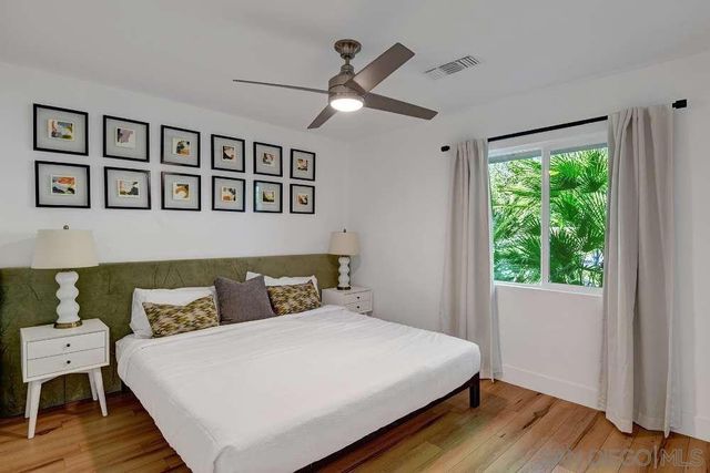 2118 S Gene Autry Trl, Palm Springs, CA 92264